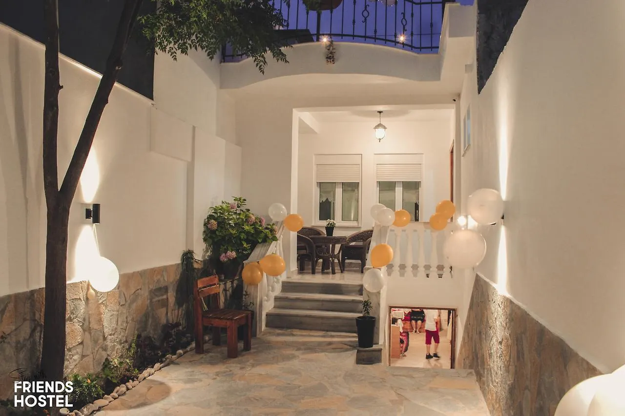 Friends' Guesthouse & Hostel Gjirokaster