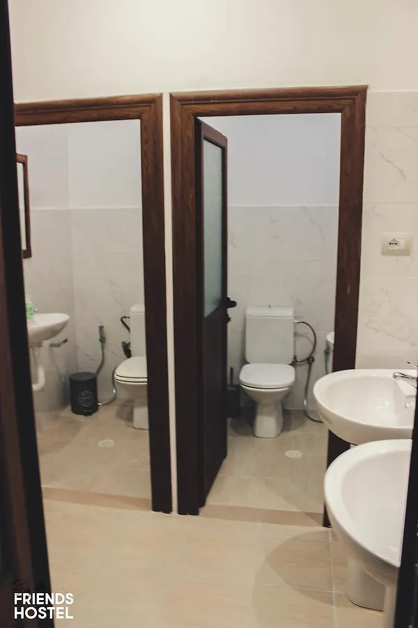 Friends' Guesthouse & Hostel Gjirokaster