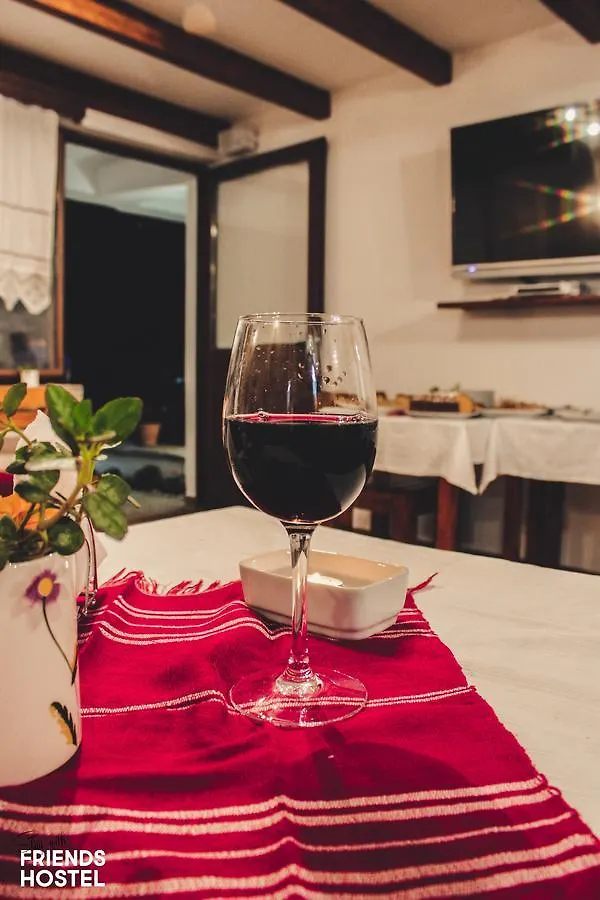 Friends' Guesthouse & Hostel Gjirokaster